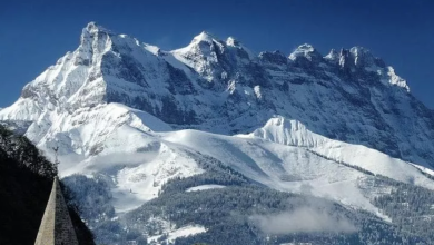 Alpi svizzere scialpinista morto caduto canalone