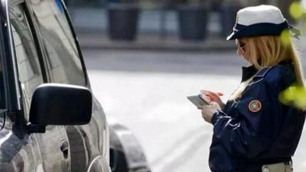 san prisco vigilessa aggredita 30 aprile
