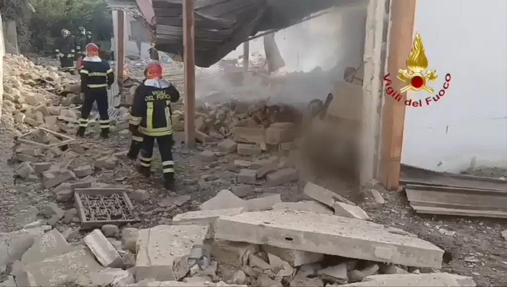 Esplosione Ercolano immobile intestato bambina 13 anni