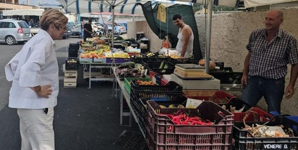 mercatali-ordinanza-sanzioni-battipaglia-vietato-uso-impianti-elettroacustici
