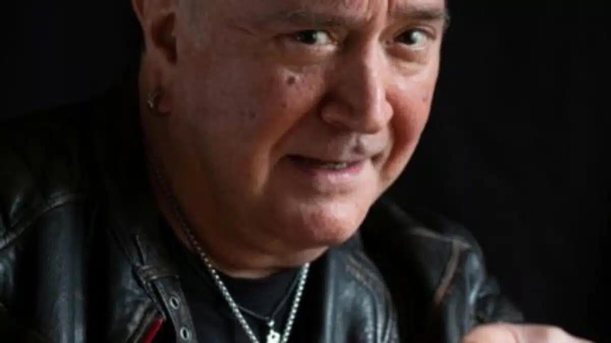 Chi è Johnson Righeira