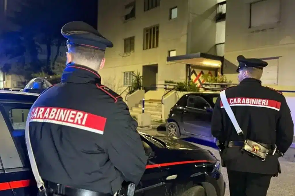 roma arresti deposito droga centro migranti