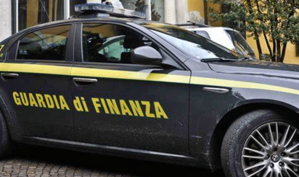 Battipaglia sequestrati palazzi  